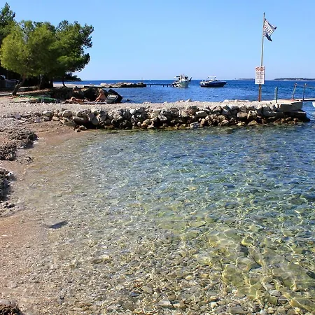 With A Parking Space Stinjan, - 15256